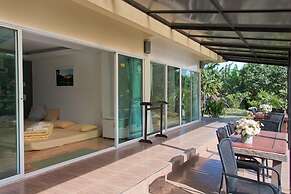 Akantuka Homestay