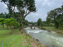 Akantuka Homestay