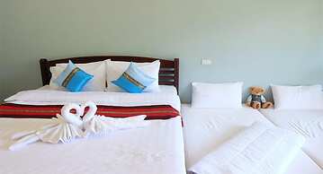 Akantuka Homestay