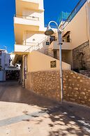 Polyxenia Suites