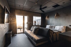 Ocean Hotel