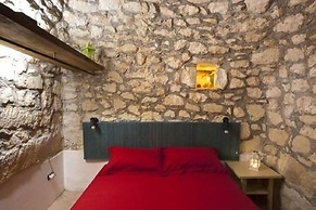 Trullo in the Wood