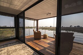 Namushasha River Villa