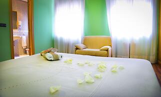 Cafe Bar Hotel Jefi
