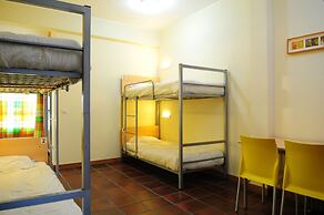 HI Almada - Pousada Juventude - Hostel