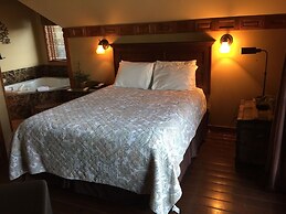 Sumas Mountain Lodge