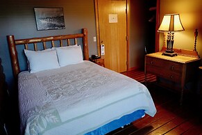 Sumas Mountain Lodge