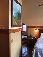 Sumas Mountain Lodge