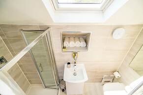 Sea View Holiday Flat - Covehurst Bay
