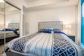 Aaira Suites at 1 York St