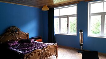 Hotel Ushba