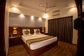 Metro Plaza Hotel