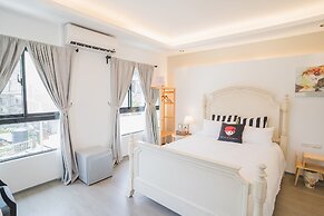 Rose Villa