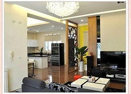 Fifi House