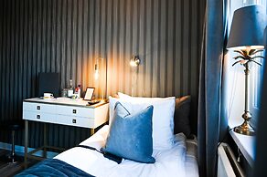 Palace Hotell