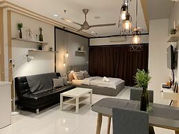 Mercu Summer Suites Freluxe Homestay
