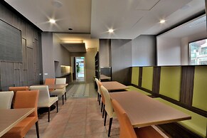 HE&LE Design Hotel