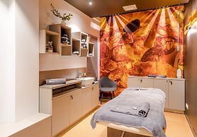 Wellton Riverside SPA Hotel