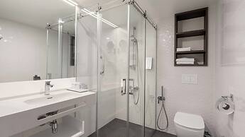 Wellton Riverside SPA Hotel