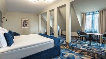 Wellton Riverside SPA Hotel
