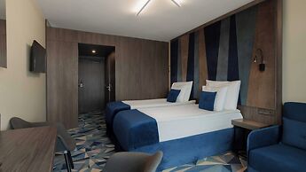 Wellton Riverside SPA Hotel