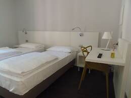 Albergo Dongo