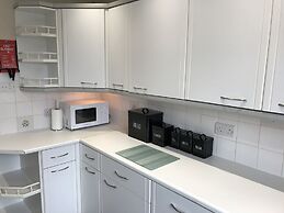 Chessels Court Apartment
