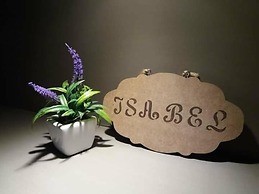 B&B Lei