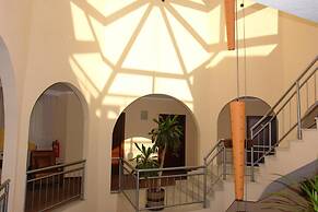 Ataer Hotel