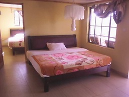 Nalepomara Lodge