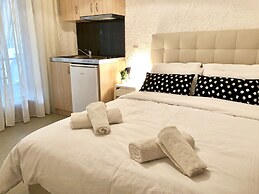 Katerina Apartments