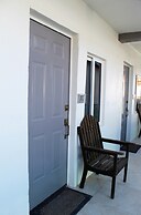 Barefoot Caye Caulker Hotel