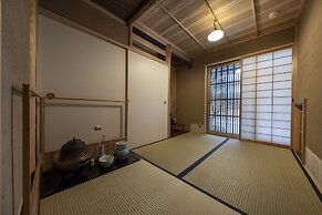 Gion Shirakawa Kouki
