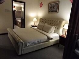 Good Service Suite at Times Square