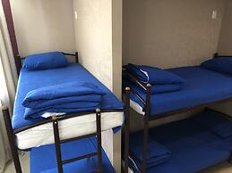 Kupe Capsule Hotel & Hostel
