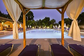Amalia Hotel