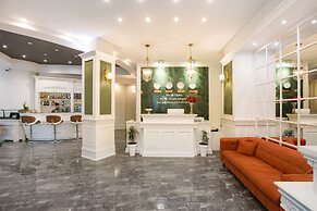 Green Queen Hotel