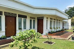 Vanda Villa Batu