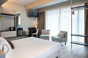 Vision Hotel