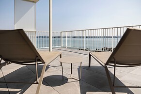 Vision Hotel