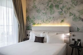 Vision Hotel