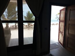 White Dream Lodge & Restaurant