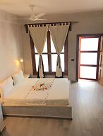 White Dream Lodge & Restaurant