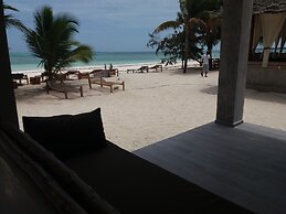 White Dream Lodge & Restaurant