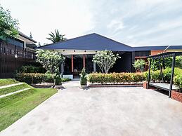 Baan Noppadol Hua Hin Loft Hotel