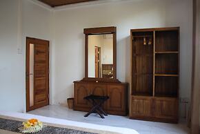 Graha Sandat Villas by GenuineHost