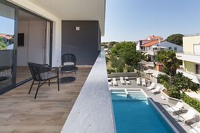 Mirabilis Residence