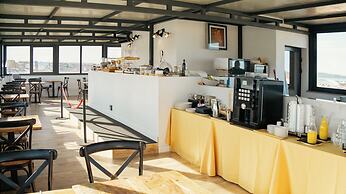 Mirabilis Residence