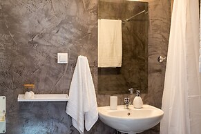 CHROMA Lodge Pikermi