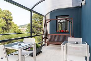 CHROMA Lodge Pikermi